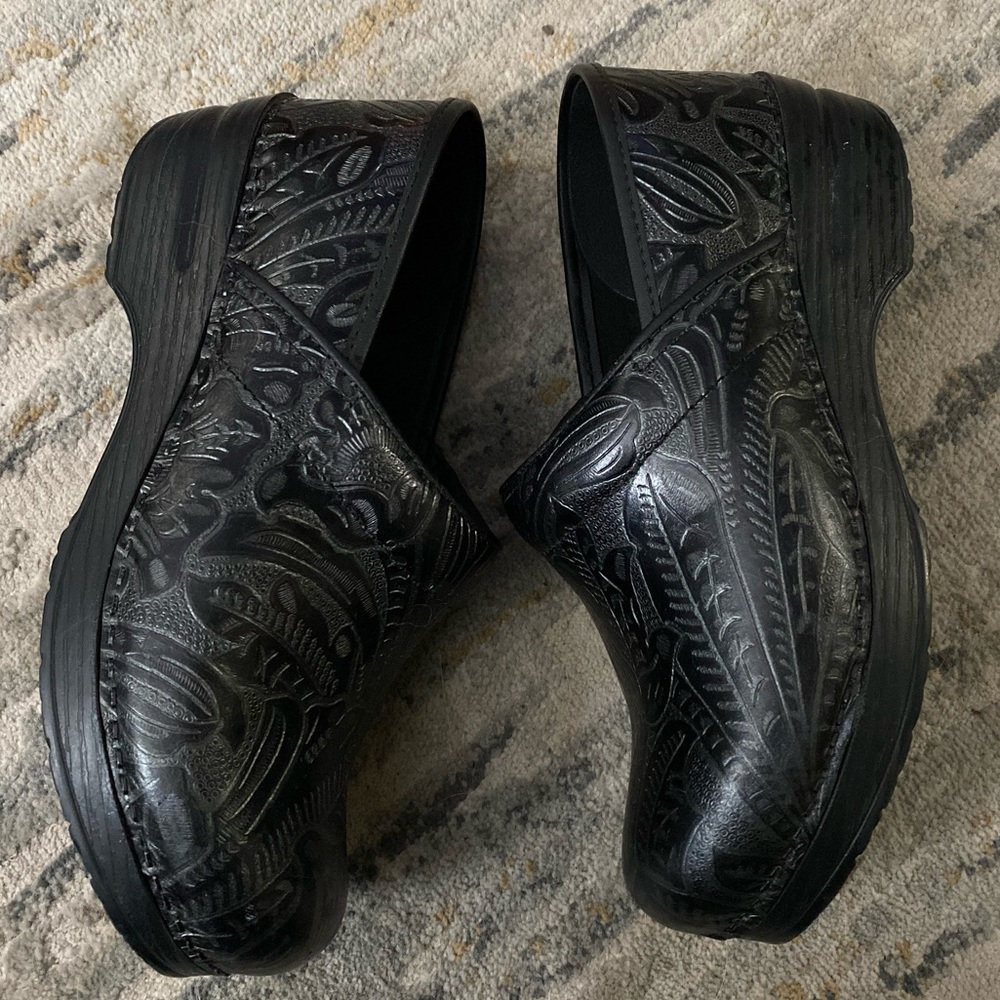 Dansko Clogs 39 - Picture 3 of 6
